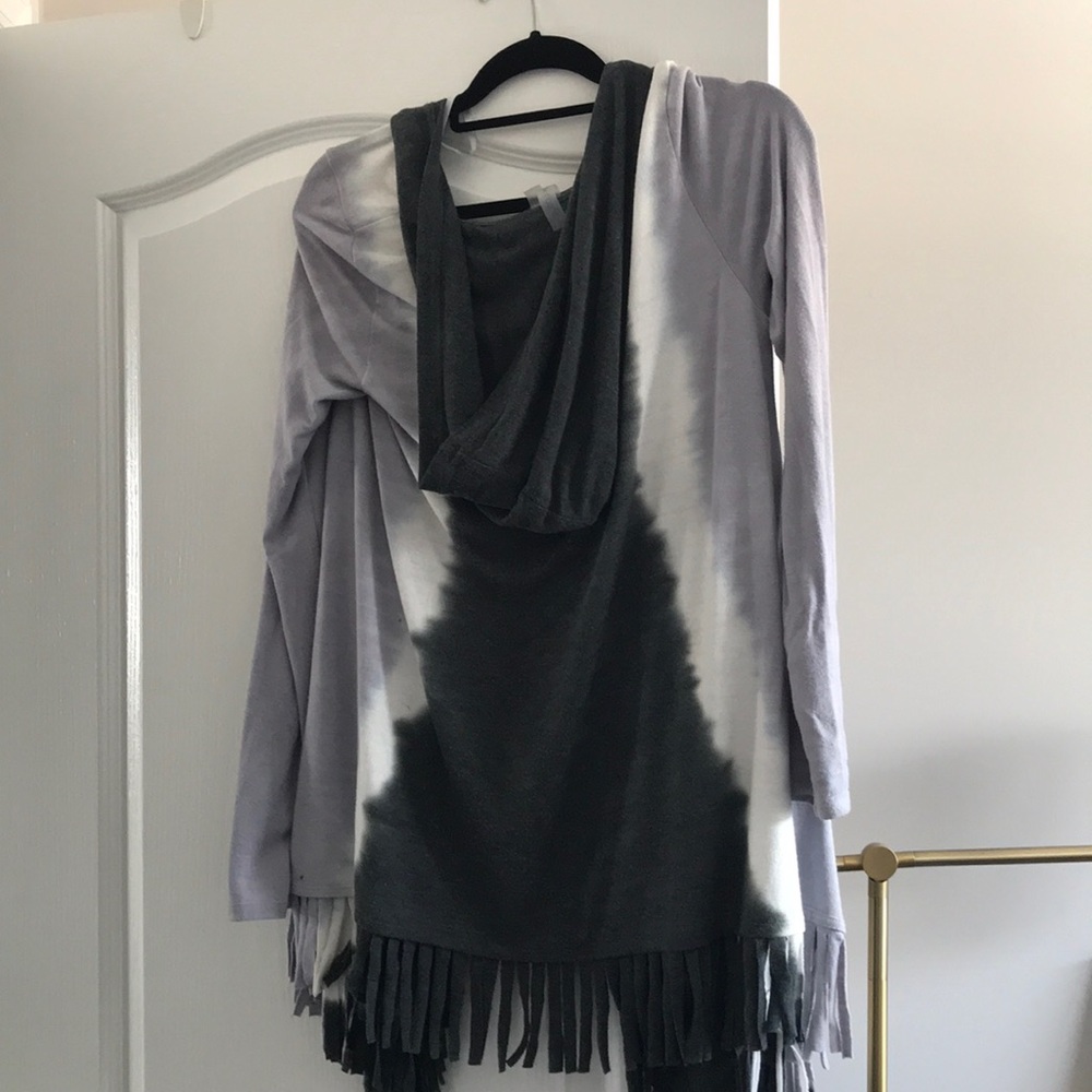 Sweater - Picture 2 of 2